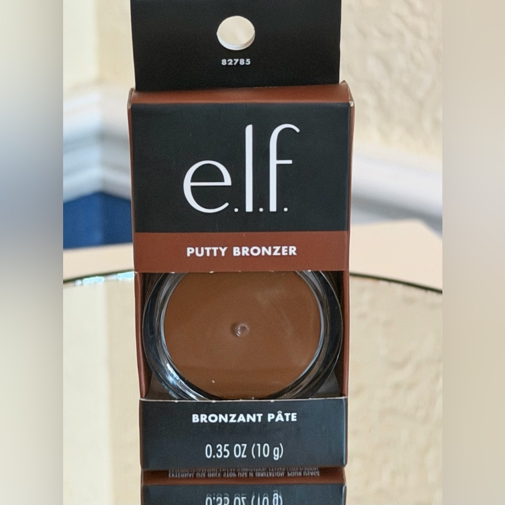 e.l.f. Putty Bronzer in a cream-to-powder formula.